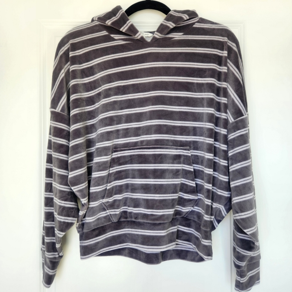 AE Cozy every after Hoodie - Size small